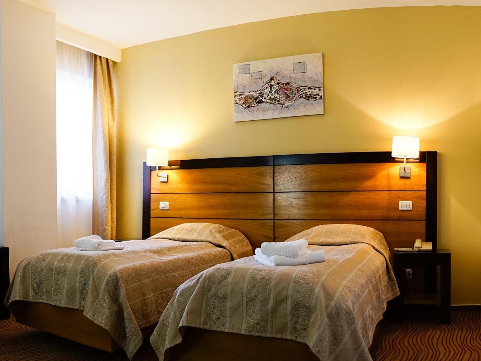 Hotel Criss Bukurešť Exteriér fotografie